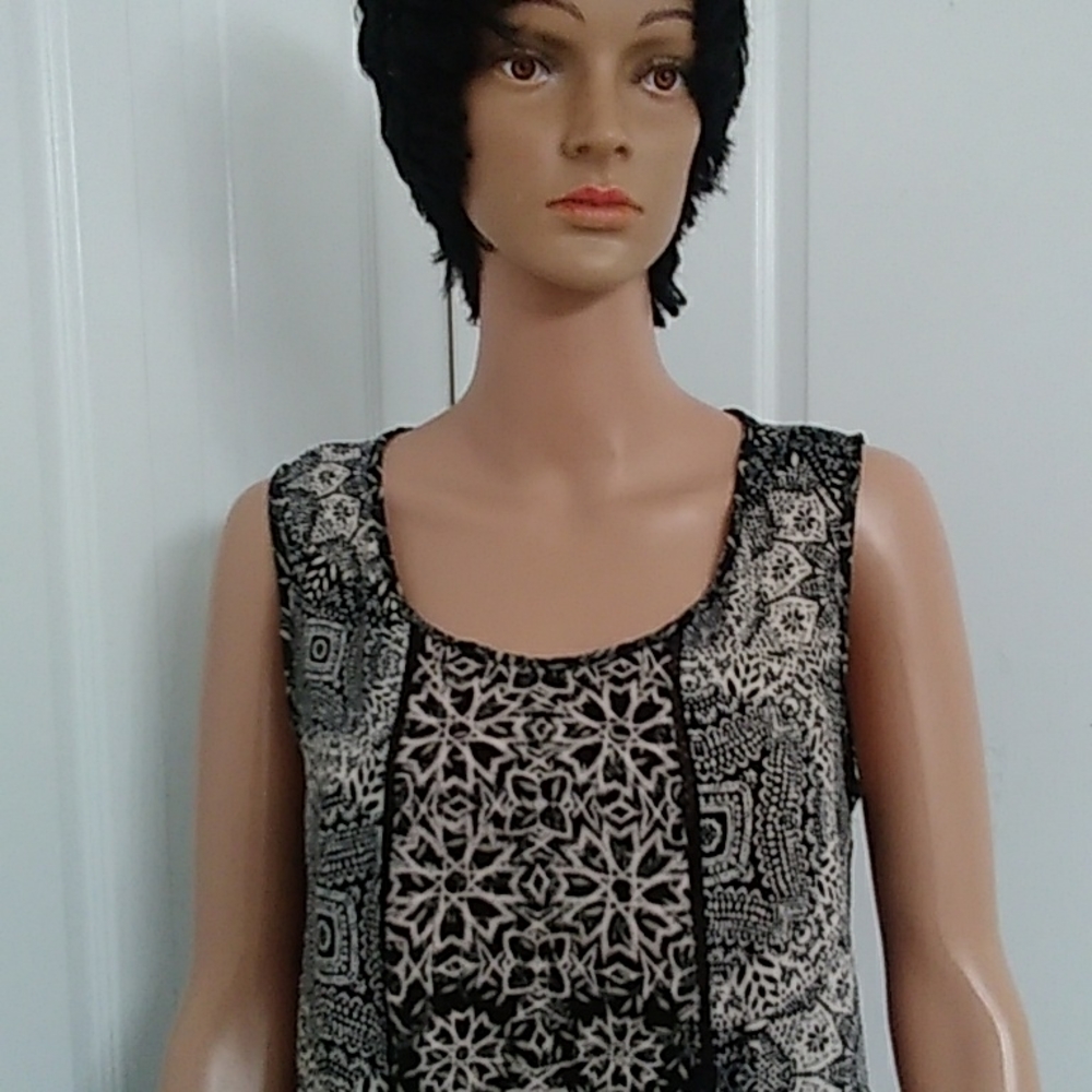Embellished Tank Top Size M by Knox Rose